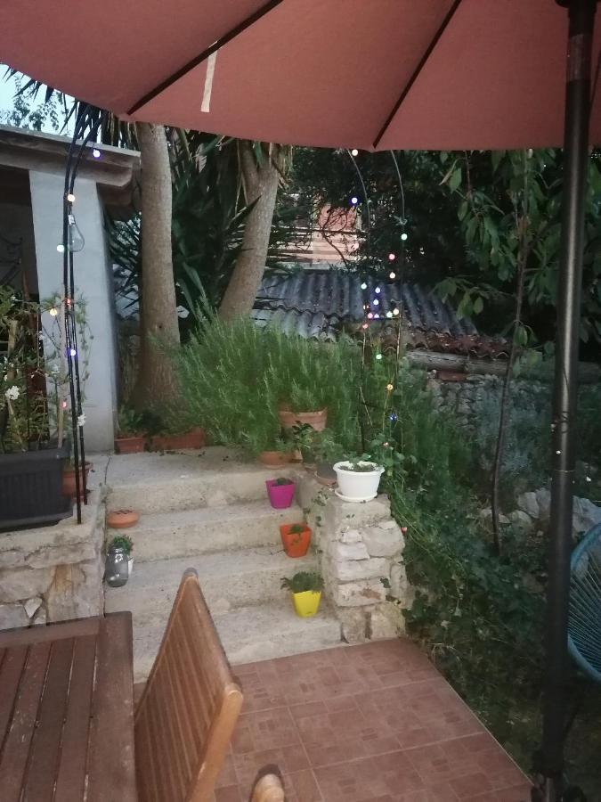 Dairos Mali Lošinj Exterior foto